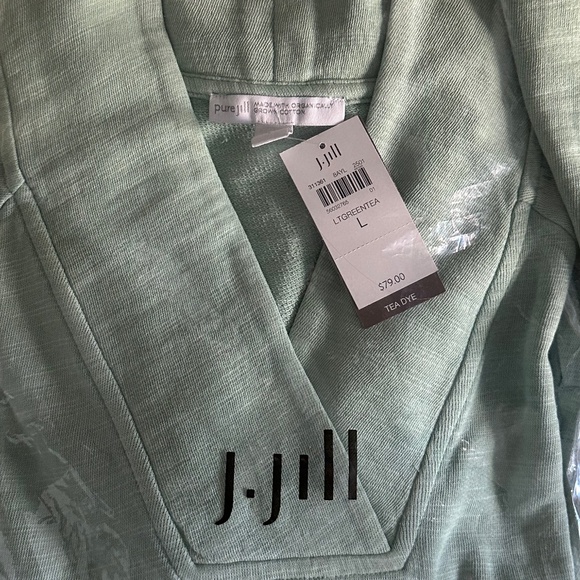NEW - NEVER WORN - Picture 1 of 2